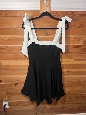 Black and White Bow Tie-Shoulder Sundress